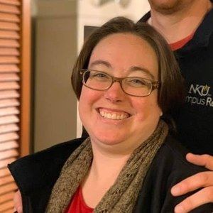 Meet your Posher, Caitlin